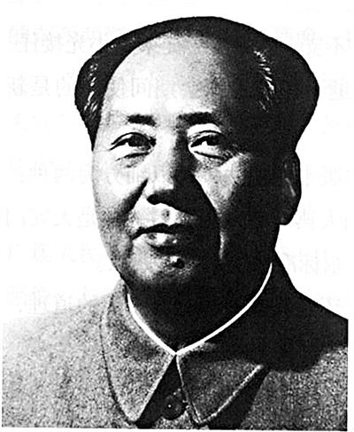 天安门毛泽东像画师：从哪个地方看他都在注视你
